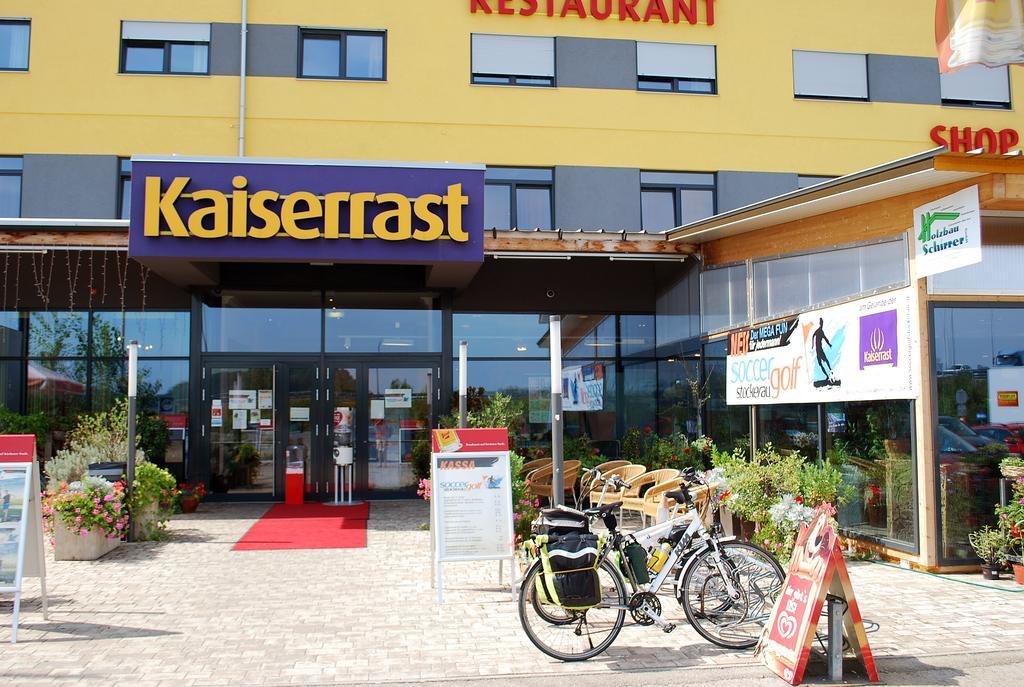 Kaiserrast تشوكيراو المظهر الخارجي الصورة